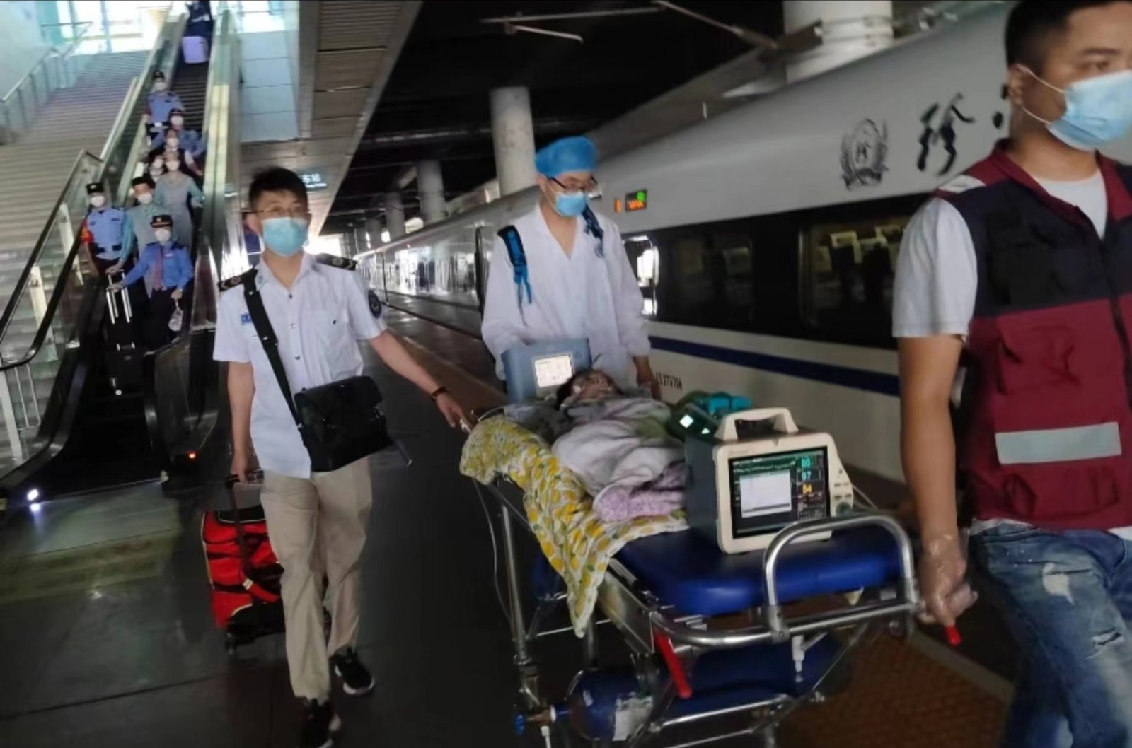 大城县高铁转运公司